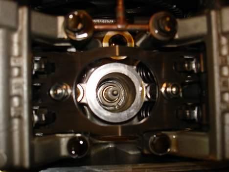 Honda VFR 750 F - SOLGT - billede 12