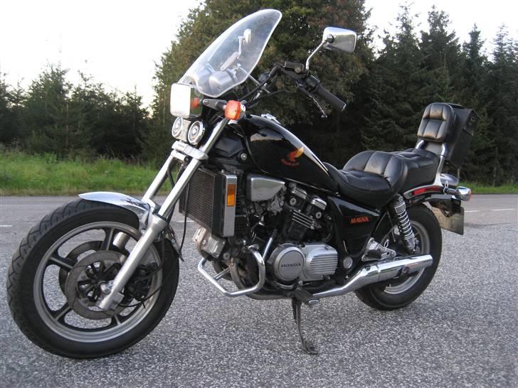 Honda VF 700  C  Magna billede 2