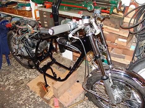 Honda CB 400 F Super Sport - Og så skal det hele komme sammen lige som det var billede 5