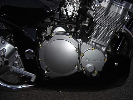 Suzuki GSF 600 (SOLGT) billede 17