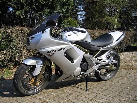 Kawasaki ER-6F *SOLGT* billede 11
