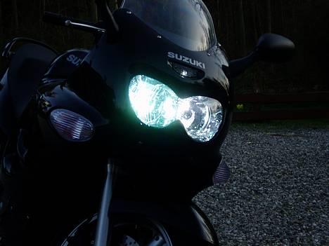 Suzuki GSX 600 F (SOLGT) - Xenon...det er dælme lækkert... billede 7