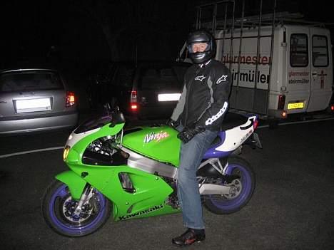 Kawasaki ZX7R ( Solgt ) billede 2