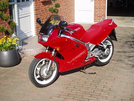 Honda Vfr 750 billede 2