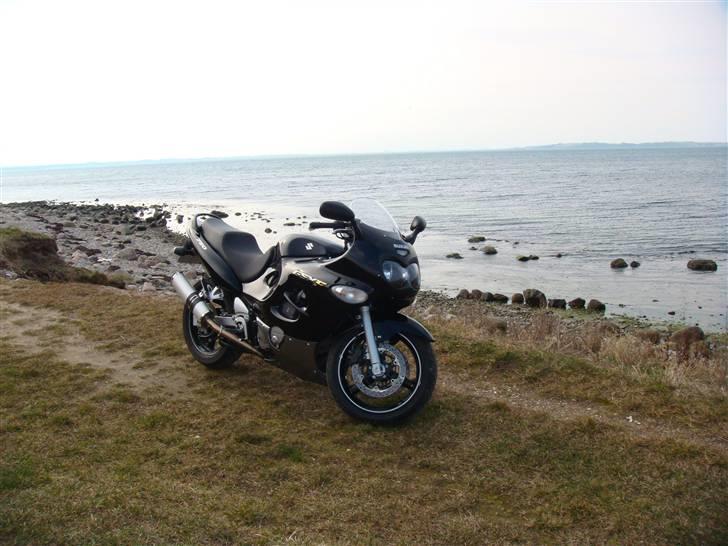 Suzuki gsx 750 f(solgt) - lige en tur ved vandet billede 3