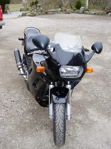 Suzuki GSX 600F billede 2