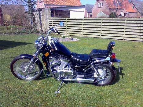 Suzuki Intruder SOLGT billede 3