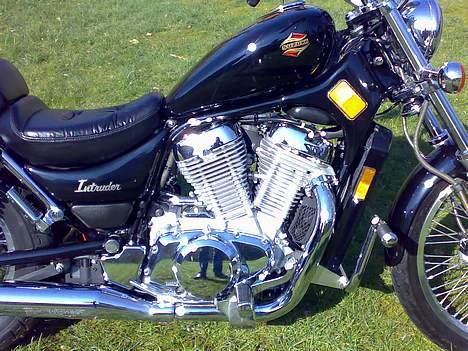 Suzuki Intruder SOLGT billede 5