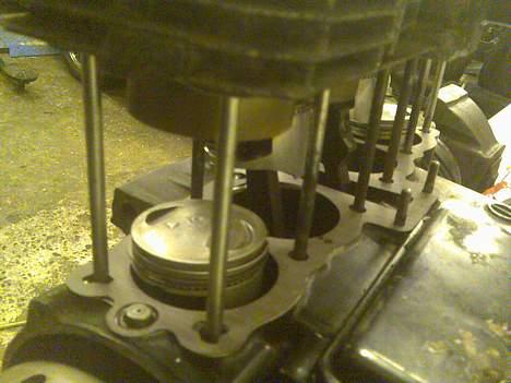 Kawasaki GPZ 550 billede 10