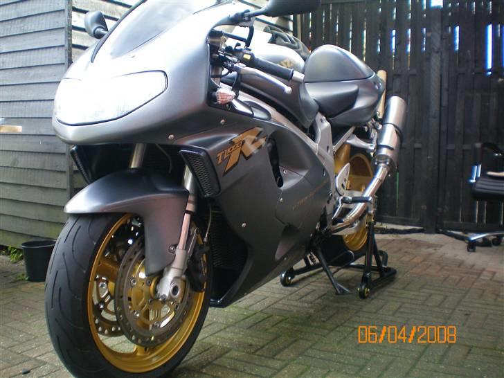 Suzuki TL1000R (Solgt) billede 11