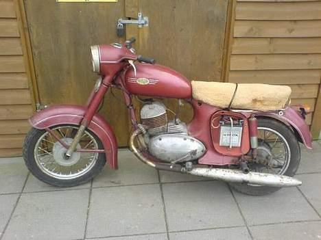 Jawa 354 billede 2