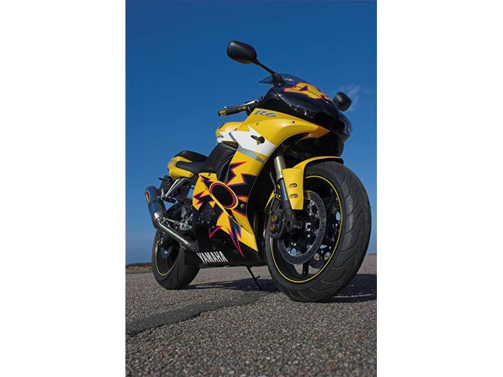 Yamaha YZF-R46 - Sol siden billede 1