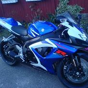 Suzuki Gsxr 750 k7