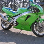 Kawasaki ZXR 750 J