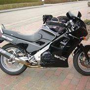 Honda vfr 750