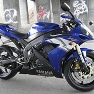 Yamaha R1 (til salg)