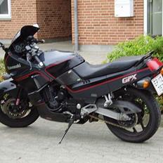Kawasaki gpx 750r