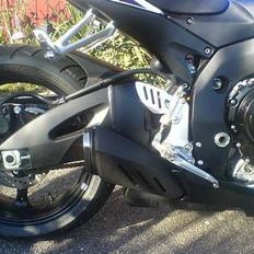Suzuki Gsxr 750 k7