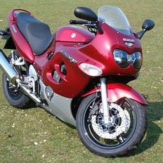 Suzuki GSX 750 F *SOLGT*