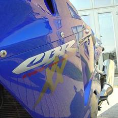 Honda CBR1100XX Blackbird (solgt)