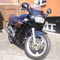 Suzuki GSX750F