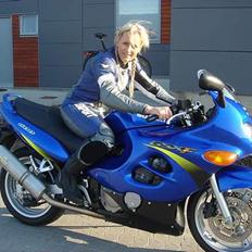 Suzuki GSX 600 F