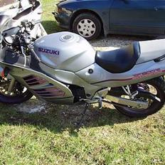 Suzuki RF600R