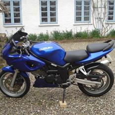 Suzuki SV650s