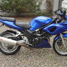 Suzuki SV650s