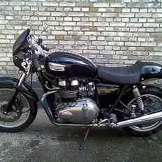 Triumph Thruxton 900 cc