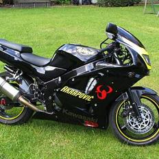 Kawasaki zx6r