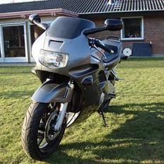 Honda cbr 600 f2 