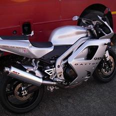 Triumph Daytona 955i