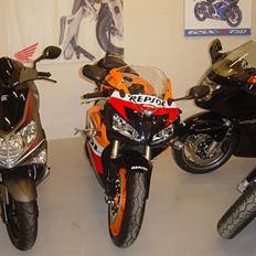 Honda cbr 1000rr fireblade (solgt)