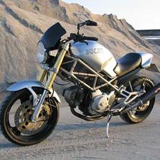 Ducati Monster 600