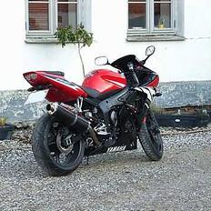 Yamaha YZF R6 (solgt)