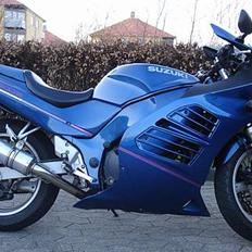 Suzuki RF 600 R (solgt)