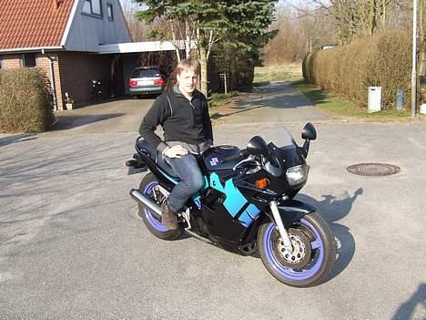 Suzuki Gsx 600 f billede 1