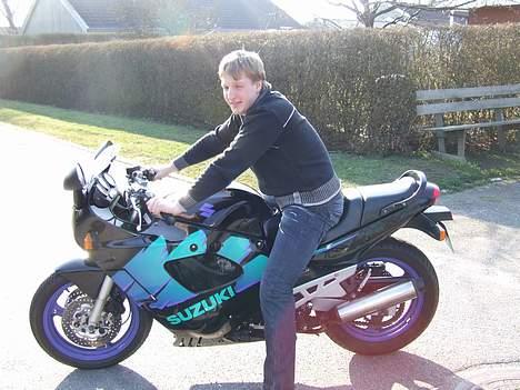 Suzuki Gsx 600 f billede 3