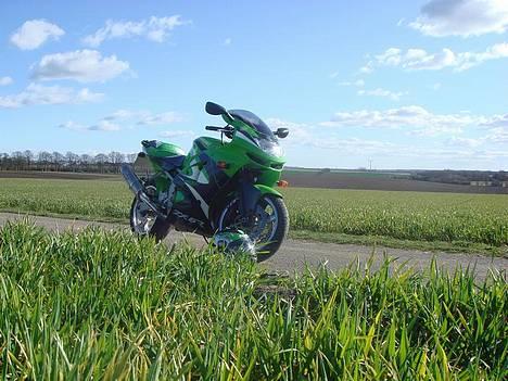 Kawasaki ZX6R SPECIAL MODEL :) billede 2