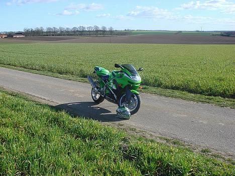 Kawasaki ZX6R SPECIAL MODEL :) billede 4