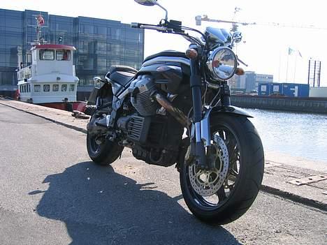 Moto Guzzi Griso 1100 SOLGT billede 2