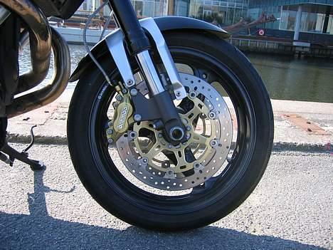 Moto Guzzi Griso 1100 SOLGT billede 6