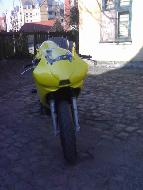 Yamaha YZF-R6 (SLAGTET) billede 11