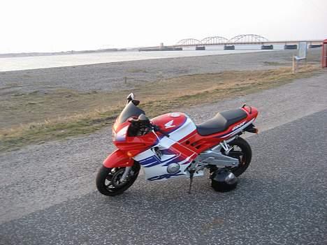 Honda CBR600F "solgt" - Min bike... billede 4