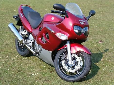 Suzuki GSX 750 F *SOLGT* billede 1