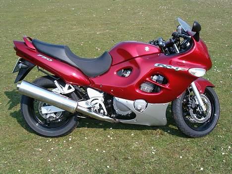 Suzuki GSX 750 F *SOLGT* billede 12