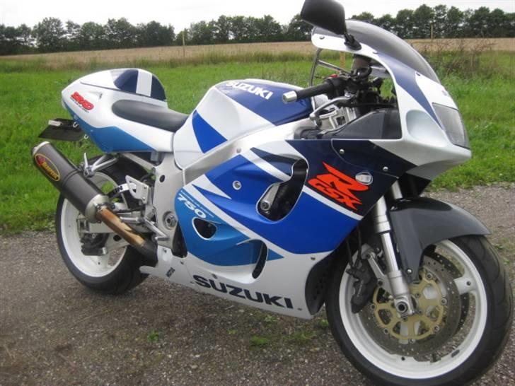 Suzuki GSX R 750  " Solgt" billede 3