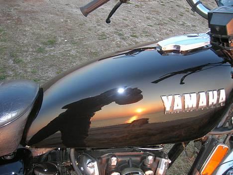 Yamaha xs 650 Special **SOLGT** - Solnedgang ved vesterhavet afspejlet i tanken.. billede 12