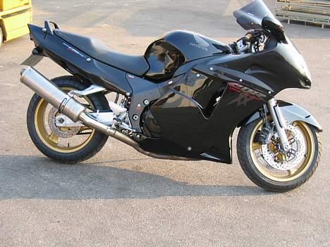 Honda Cbr 1100XX Super blackbir billede 4